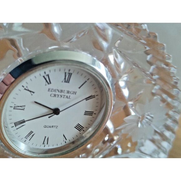 Vintage Edinburgh Crystal Quartz Clock Etched Floral 4" x 2 3/4" - Picture 2 of 9